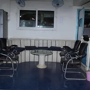 Maya & Restaurant Hotel Agra (Uttar Pradesh)